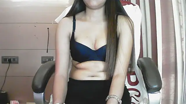 Snapshot of collage_hoty chatting on January 12, 2026, 3:24 am collage hoty online show from January 12, 2026, 3:24 am