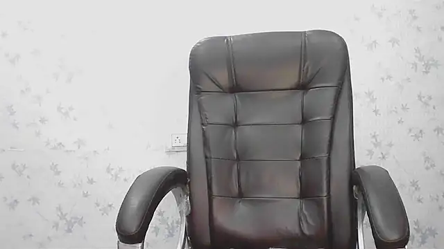 Snapshot of collage_hoty chatting on February 6, 2026, 4:08 am collage hoty online show from February 6, 2026, 4:08 am