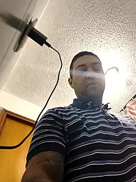 Snapshot of Morenocosta12 chatting on February 10, 2026, 2:38 pm Morenocosta12 online show from February 10, 2026, 2:38 pm