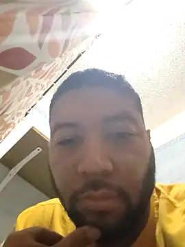 Snapshot of Morenocosta12 chatting on March 14, 2026, 11:55 pm Morenocosta12 online show from March 14, 2026, 11:55 pm