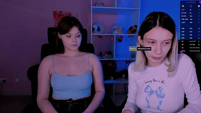 Snapshot of nikole_kitt chatting on March 11, 2025, 7:58 pm nikole kitt online show from March 11, 2025, 7:58 pm