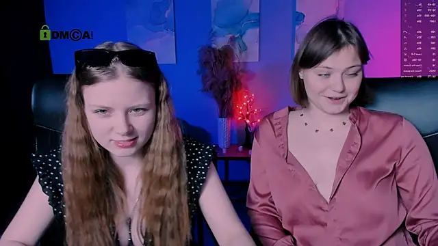 Snapshot of nikole_kitt chatting on November 14, 2025, 8:23 pm nikole kitt online show from November 14, 2025, 8:23 pm