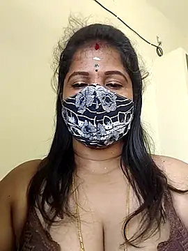 gaurika18 online show from April 2, 2026, 7:26 am