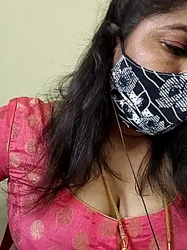 gaurika18 online show from April 10, 2026, 9:38 am