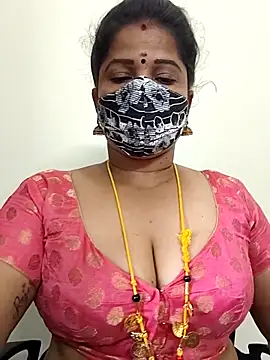 Snapshot of gaurika18 chatting on May 19, 2026, 2:18 am gaurika18 online show from May 19, 2026, 2:18 am