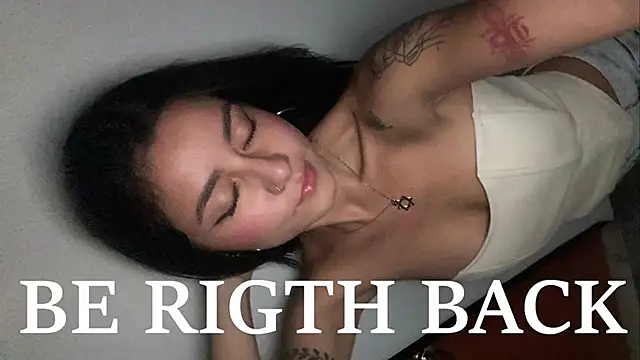 Snapshot of Hannah_Barker chatting on February 12, 2025, 1:59 pm Hannah Barker online show from February 12, 2025, 1:59 pm