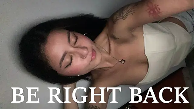 Snapshot of Hannah_Barker chatting on March 21, 2025, 1:56 pm Hannah Barker online show from March 21, 2025, 1:56 pm