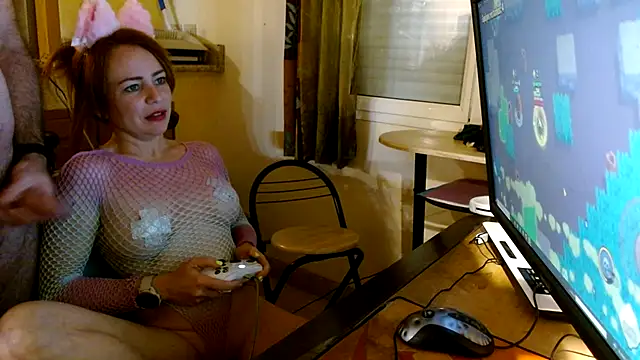 Snapshot of FuriousSweet chatting on March 1, 2026, 10:32 pm FuriousSweet online show from March 1, 2026, 10:32 pm