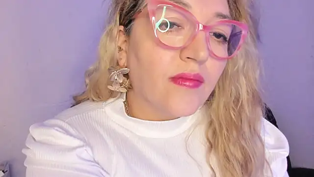 Snapshot of Naty_Mature_ chatting on December 17, 2025, 8:36 pm Naty Mature online show from December 17, 2025, 8:36 pm