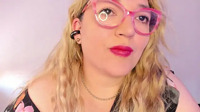 Snapshot of Naty_Mature_ chatting on December 3, 2025, 4:06 pm Naty Mature online show from December 3, 2025, 4:06 pm