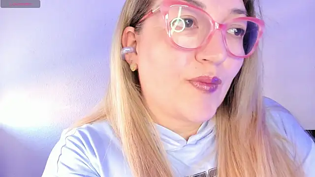 Snapshot of Naty_Mature_ chatting on March 22, 2026, 5:14 pm Naty Mature online show from March 22, 2026, 5:14 pm