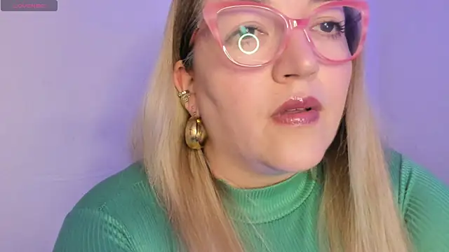 Snapshot of Naty_Mature_ chatting on April 10, 2026, 8:27 pm Naty Mature online show from April 10, 2026, 8:27 pm