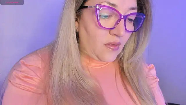 Snapshot of Naty_Mature_ chatting on March 14, 2026, 6:25 pm Naty Mature online show from March 14, 2026, 6:25 pm