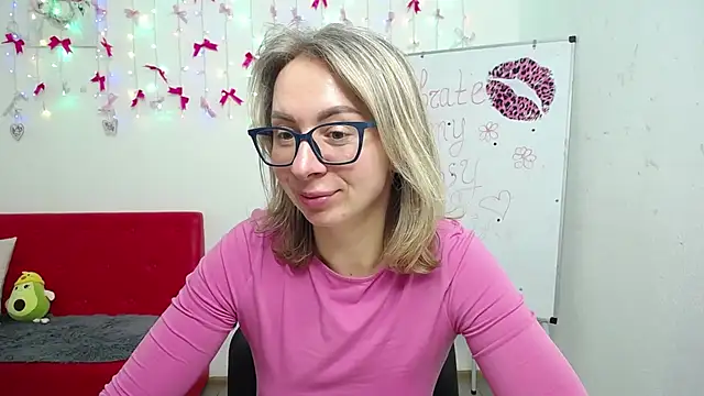 Snapshot of VasilisaSii chatting on April 26, 2026, 11:07 am VasilisaSii online show from April 26, 2026, 11:07 am