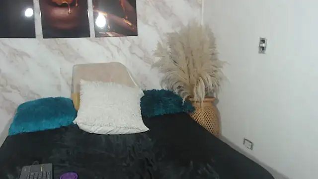 JESSYCHERNOBIL online show from September 21, 2025, 3:55 am