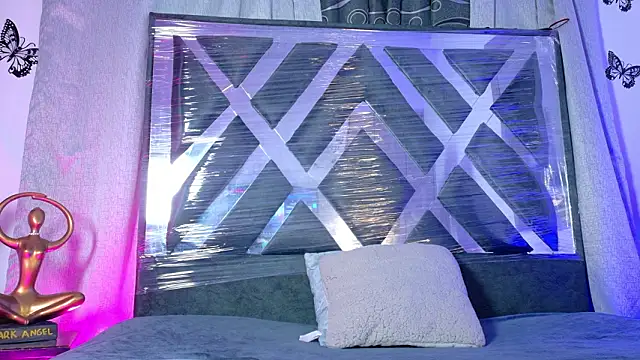 meggan 77 online show from February 5, 2026, 5:36 am