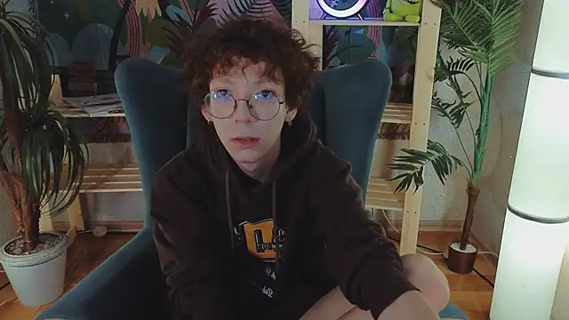 Snapshot of TommieH chatting on March 12, 2025, 5:46 am TommieH online show from March 12, 2025, 5:46 am