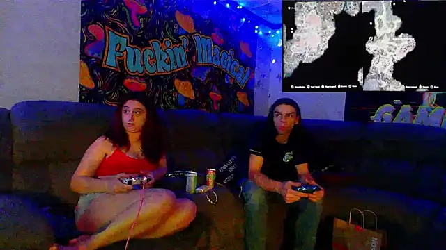 NovaLove2002 online show from November 28, 2025, 5:07 am