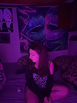 NovaLove2002 online show from November 14, 2025, 3:54 am