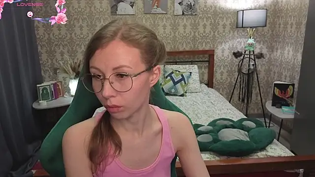 Lill Mary online show from February 19, 2026, 3:14 am