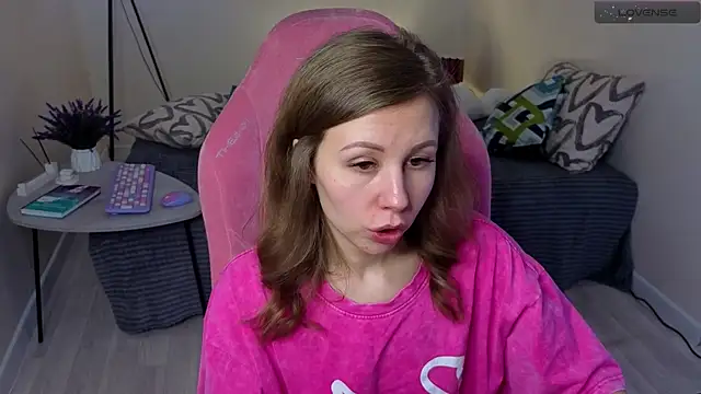 Lill Mary online show from March 10, 2025, 7:33 am