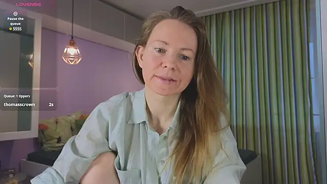 Snapshot of JanePearl chatting on December 19, 2024, 8:34 am JanePearl online show from December 19, 2024, 8:34 am