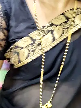 Snapshot of anuradha1432 chatting on September 12, 2025, 10:04 am anuradha1432 online show from September 12, 2025, 10:04 am