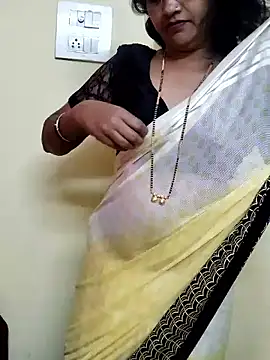 Snapshot of anuradha1432 chatting on September 14, 2025, 10:15 am anuradha1432 online show from September 14, 2025, 10:15 am