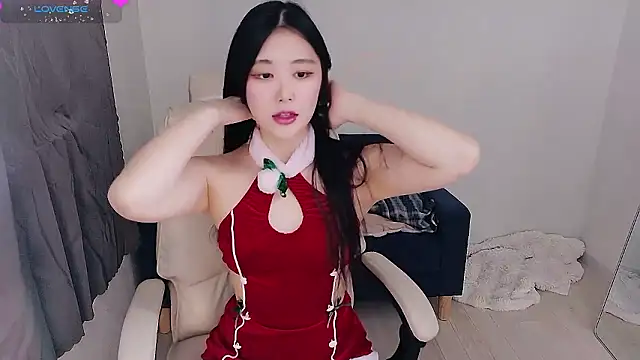 Snapshot of who_Lilly chatting on December 14, 2025, 4:08 am who Lilly online show from December 14, 2025, 4:08 am