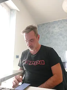 Snapshot of Marcolino183 chatting on February 20, 2026, 8:16 am Marcolino183 online show from February 20, 2026, 8:16 am