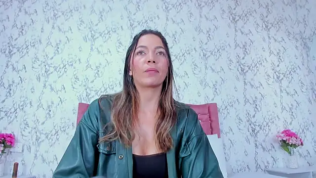 Snapshot of Mia_Malkovaa_ chatting on November 28, 2025, 4:18 pm Mia Malkovaa online show from November 28, 2025, 4:18 pm