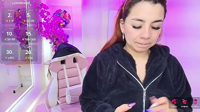 Snapshot of Gabby_evanns chatting on October 14, 2025, 11:55 am Gabby evanns online show from October 14, 2025, 11:55 am