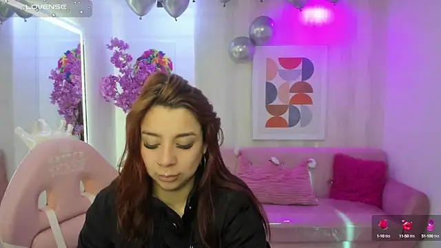 Snapshot of Gabby_evanns chatting on September 22, 2025, 12:11 pm Gabby evanns online show from September 22, 2025, 12:11 pm