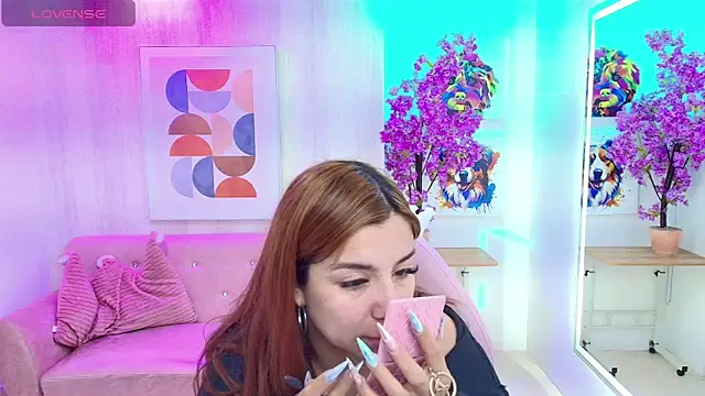 Snapshot of Gabby_evanns chatting on December 18, 2025, 12:20 pm Gabby evanns online show from December 18, 2025, 12:20 pm