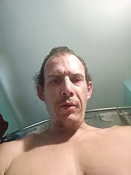 Snapshot of froggymclovin222 chatting on July 3, 2026, 10:38 pm froggymclovin222 online show from July 3, 2026, 10:38 pm