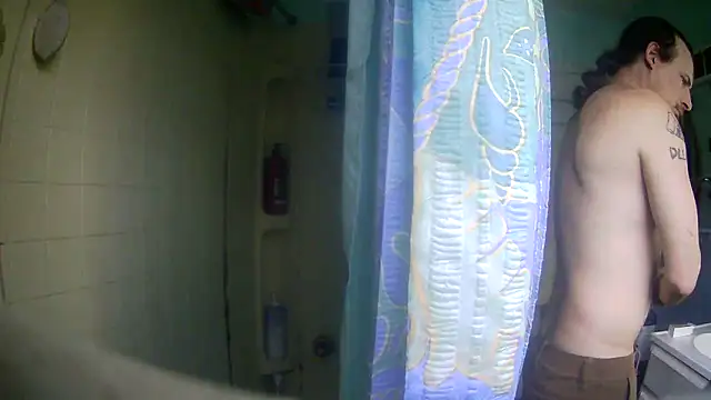 froggymclovin222 online show from April 3, 2026, 9:10 pm