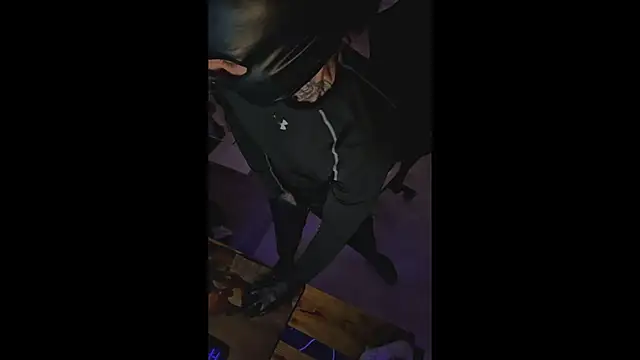 Snapshot of LuggiJack chatting on January 10, 2026, 7:20 pm LuggiJack online show from January 10, 2026, 7:20 pm