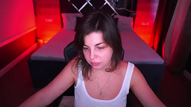 MirandaWong online show from September 20, 2025, 5:45 am