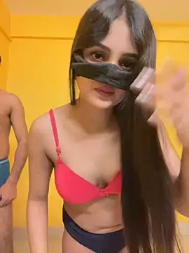 Snapshot of Hotcouple012 chatting on October 8, 2025, 8:20 pm Hotcouple012 online show from October 8, 2025, 8:20 pm