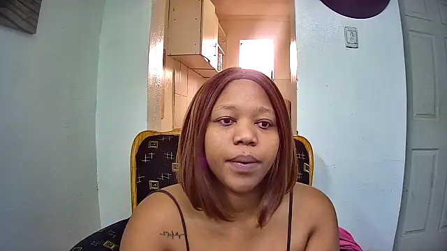 GoldenPussyXOXO online show from July 2, 2026, 8:53 am
