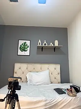 Snapshot of Soe_Lara chatting on November 18, 2025, 10:40 am Soe Lara online show from November 18, 2025, 10:40 am