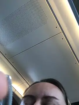 Snapshot of Meliss_Official9 chatting on February 18, 2026, 9:28 am Meliss Official9 online show from February 18, 2026, 9:28 am