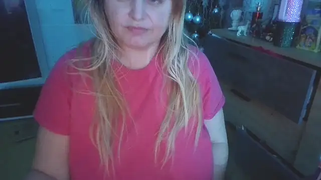 Snapshot of Meliss_Official9 chatting on January 15, 2026, 10:13 pm Meliss Official9 online show from January 15, 2026, 10:13 pm