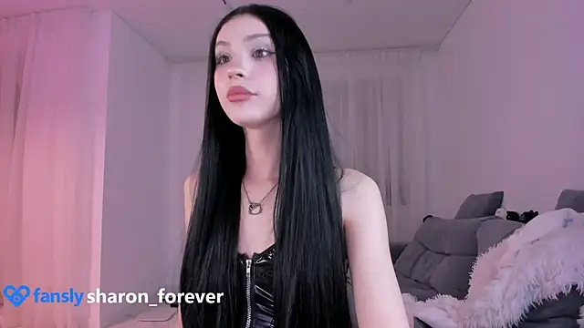 Snapshot of sharon_forever chatting on June 6, 2026, 7:52 pm sharon forever online show from June 6, 2026, 7:52 pm