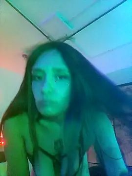 bbferlinaa online show from February 18, 2026, 6:04 pm