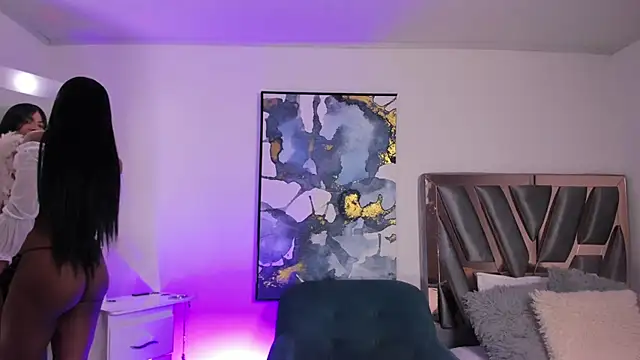 Snapshot of MikemillersX1 chatting on February 7, 2025, 6:03 am MikemillersX1 online show from February 7, 2025, 6:03 am