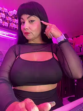Snapshot of Hot_beauty__ chatting on April 16, 2026, 2:45 am Hot beauty online show from April 16, 2026, 2:45 am
