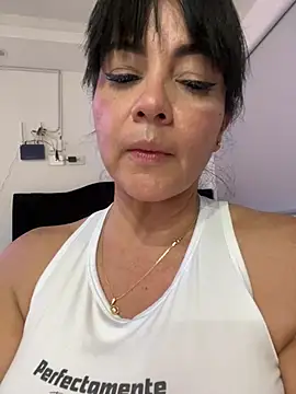 Snapshot of Hot_beauty__ chatting on June 27, 2026, 12:55 pm Hot beauty online show from June 27, 2026, 12:55 pm