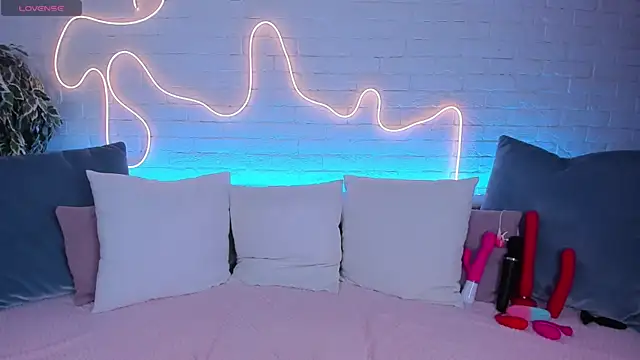 rossy babe  online show from March 10, 2025, 12:18 am