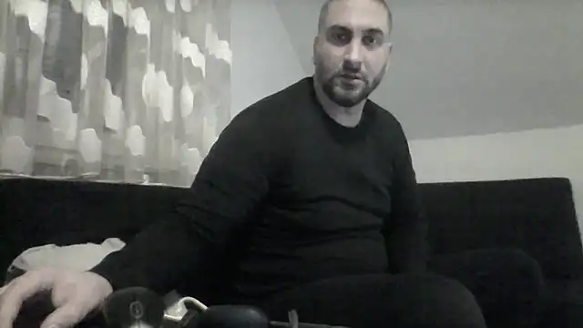 Snapshot of NewyorkDimi chatting on March 17, 2025, 2:30 am NewyorkDimi online show from March 17, 2025, 2:30 am